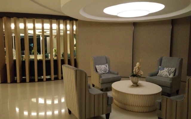 Classy Condo Unit at Shell Residences