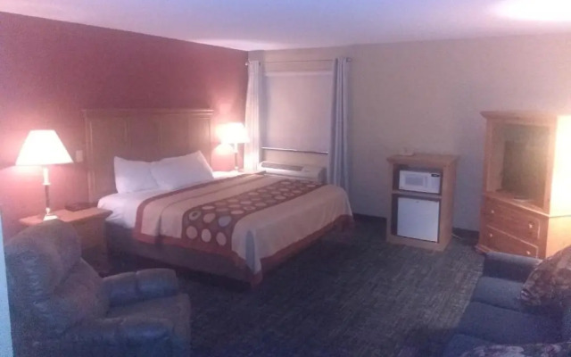 Super 8 Baxter/Brainerd Area