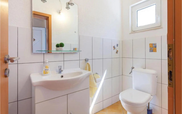 Holiday Apartment Seget Vranjica 02