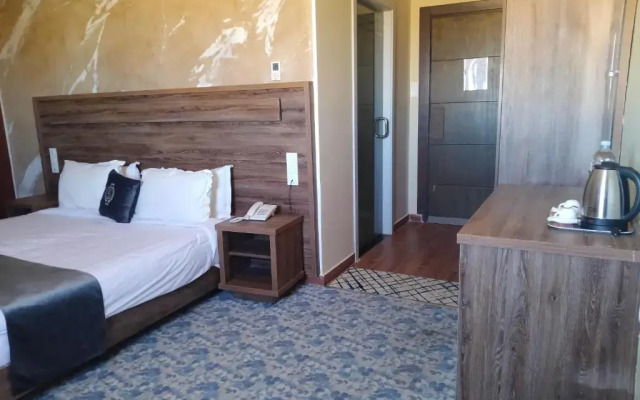 Blue Sky Hotel Oran