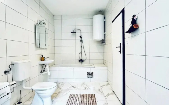 Comfortable 1BR Stay Central Vienna