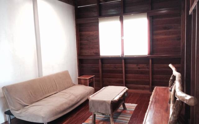 Pahiluna Guesthouse