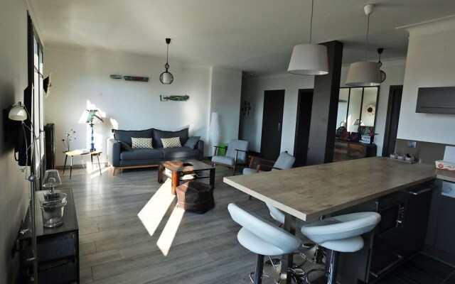 Central, spacious and comfortable 2 bedroom