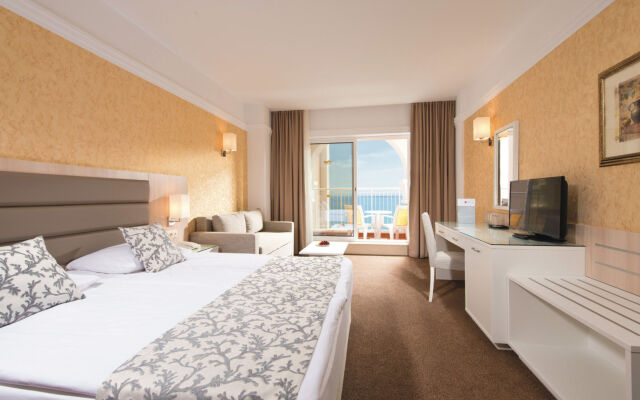 Dreams Sunny Beach Resort & Spa Premium All Inclusive