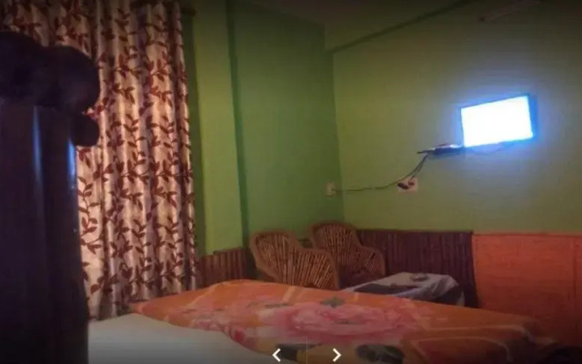 Shanti Cafe and Guest House Mcloedganj