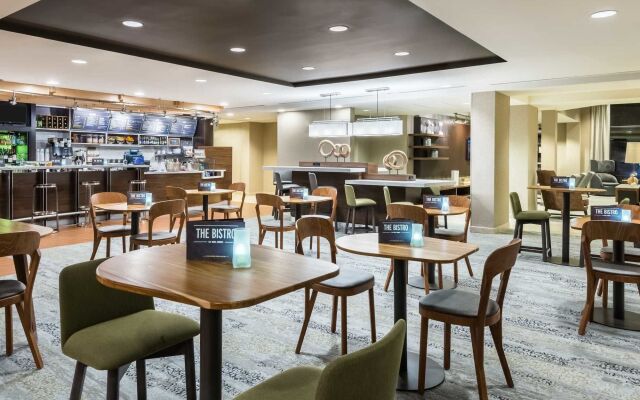 Courtyard By Marriott Danbury