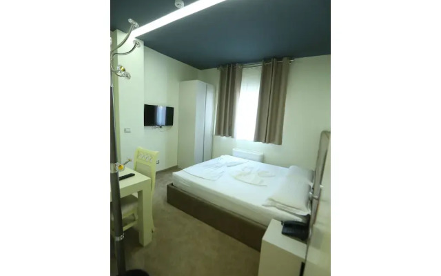 Vllaznia Hotel