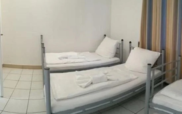 Hotel Moji 2