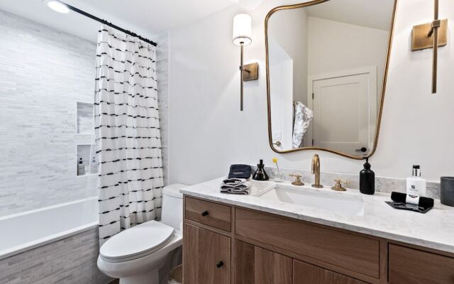 Classy Canyons Condo