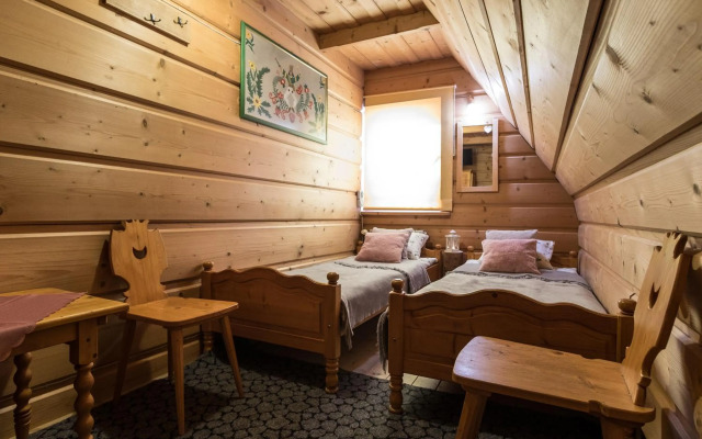 Harenda 13e, akceptujemy BON TURYSTYCZNY