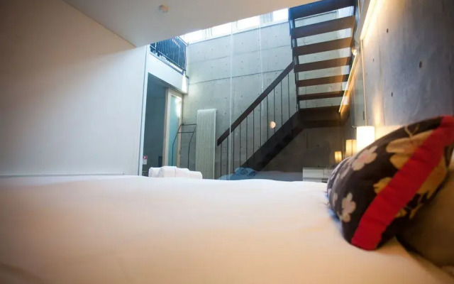 Full Circle Apartments