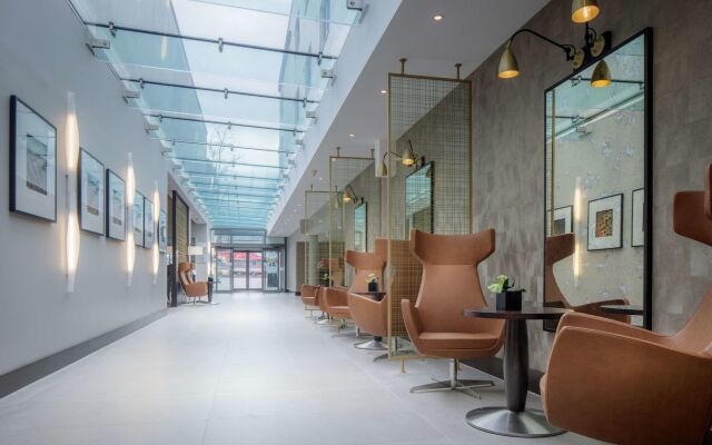DoubleTree by Hilton London Heathrow Airport