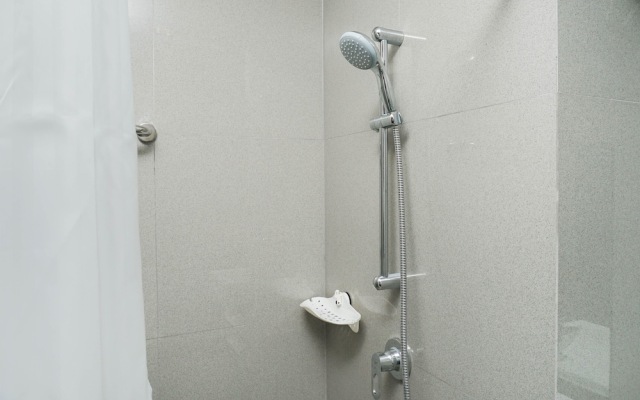 New Furnished Studio West Vista Apartment near Puri Indah