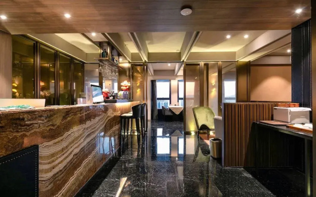 chongqing kuanrong luxry suit hotel