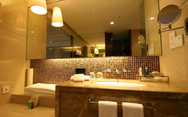 Zhangjiagang Guomao Hotel