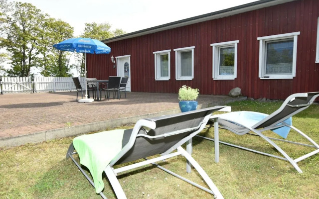 Charmante Ferienwohnung mit Garten in Wiek