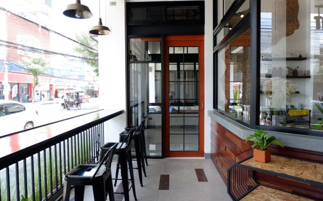 The Old City Wall Inn