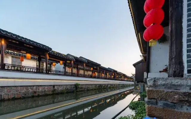 Floral Hotel·Homestay hotel (Shanghai Qingxi Old Street)