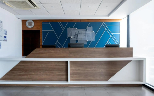 Holiday Inn Express Mexico City Satelite