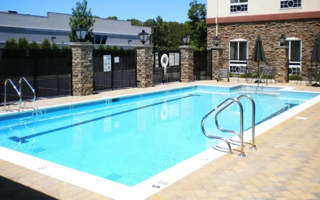 Holiday Inn Express Hotel & Suites Long Island-East End by IHG