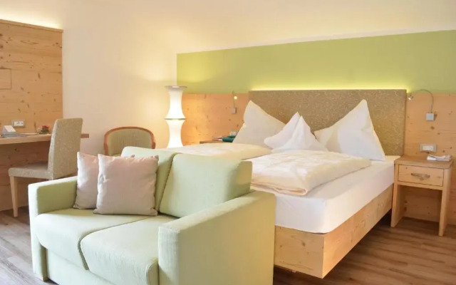 Hotel Karin