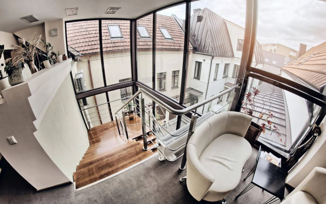Grejaus Namas