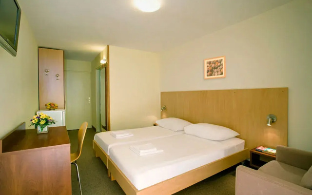 Girandella Tourist Village 2