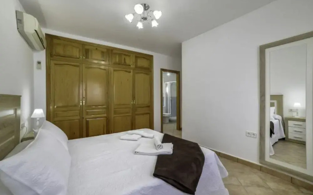 Villa - 3 Bedrooms with Pool - 104962