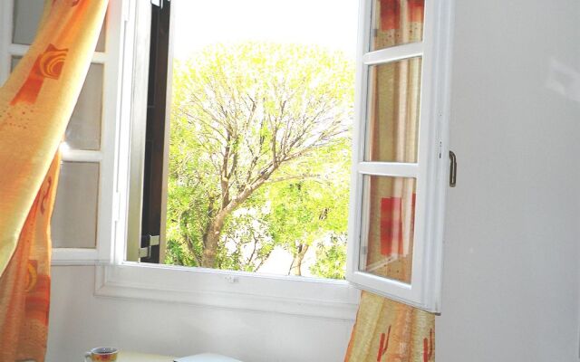Faros Villa small hotel & restaurant