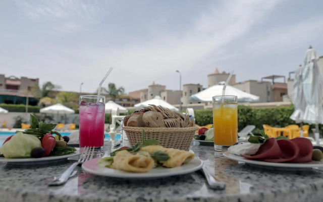 Grand holidays Green Resort