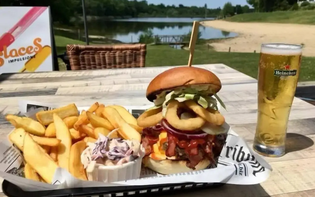 Etang Vallier Resort