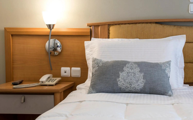 Ares Athens Hotel