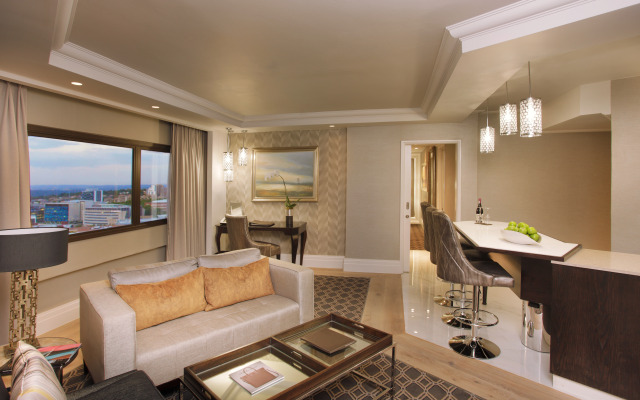 Sandton Sun & Towers