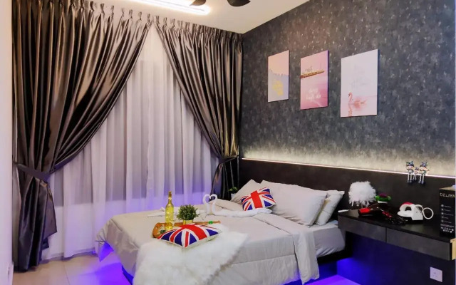 Maxine Suites