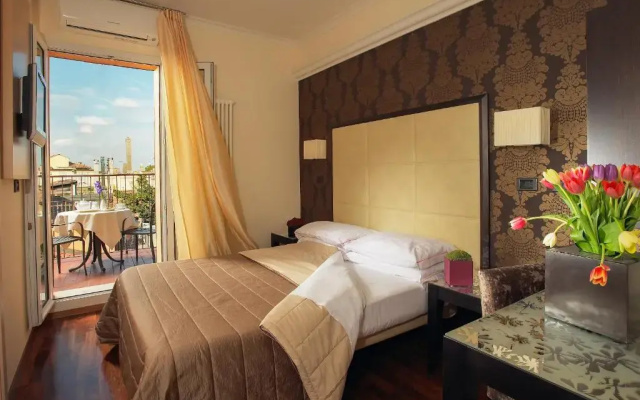 Touring Hotel