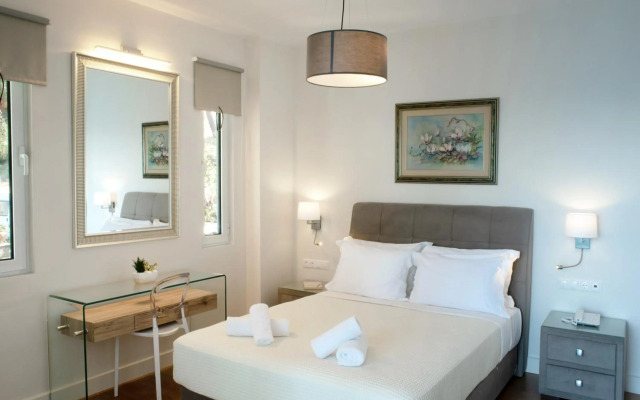 Karalis Beach Hotel
