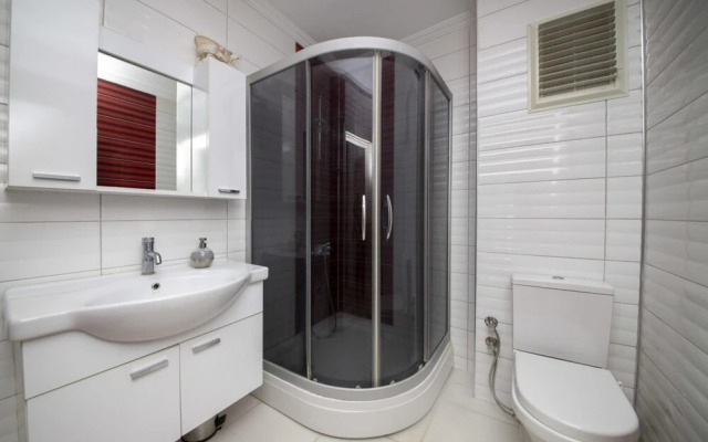 Central Home Near Gumusluk Beach in Bodrum