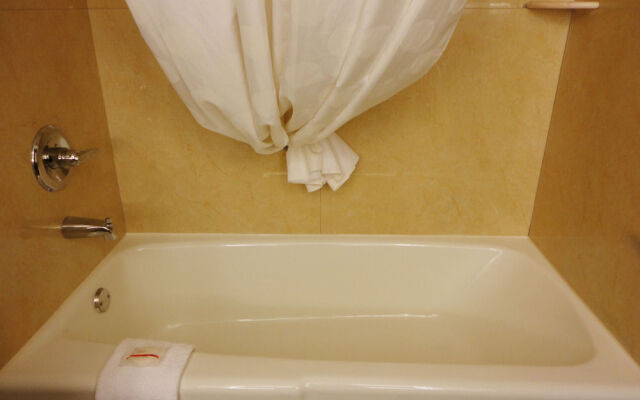 Ramada Tuscaloosa Alabama