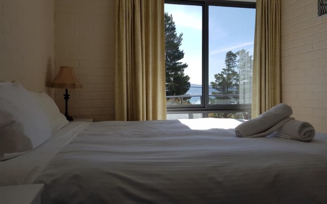 Summit 7 – Guest Rooms – Jindabyne