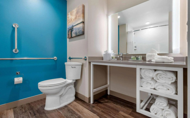 DoubleTree by Hilton Summerville Nexton