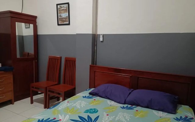 OYO 93117 Penginapan Tiga Dara