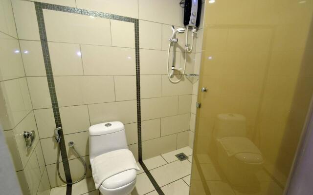 First Residence Hotel