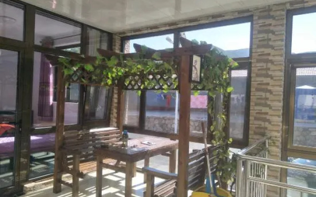 Beijing Haoyouyuan Farmhouse Featured Homestay