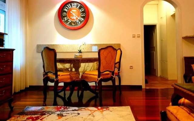 Exclusive in the Center of Zagreb Lions Den 2
