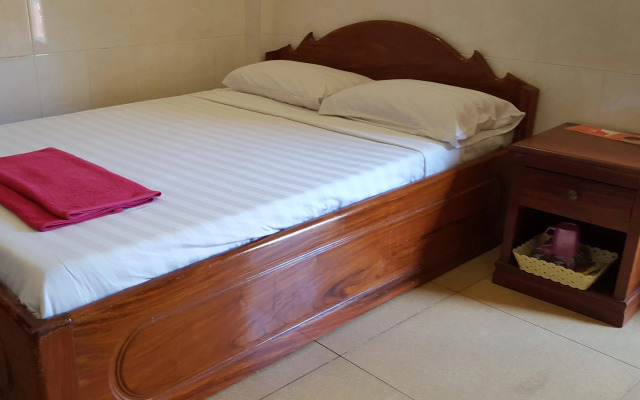 Lucky 2 Guesthouse