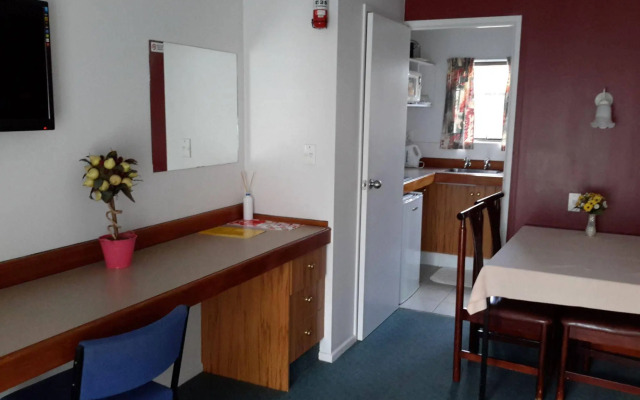 Papakura Pioneer Motor Lodge and Motel