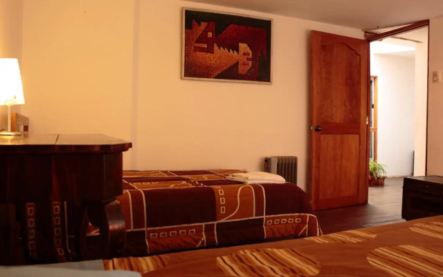 Emperatriz Guest House