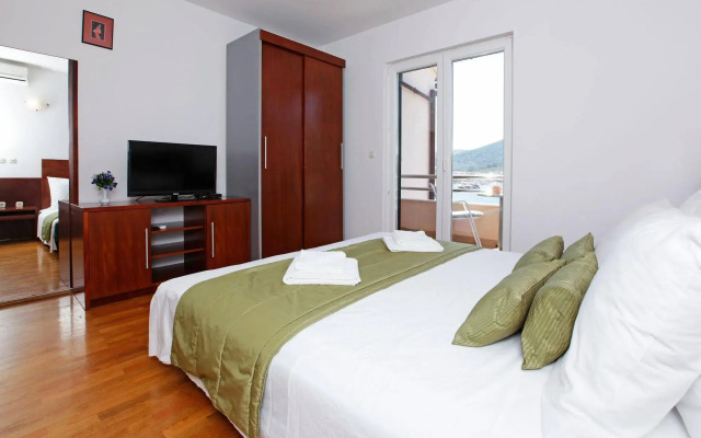 Apartments Vala