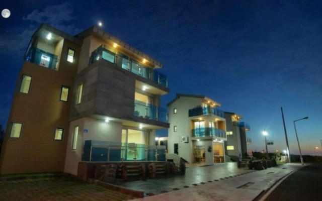 Pension Jeju Picnic Story