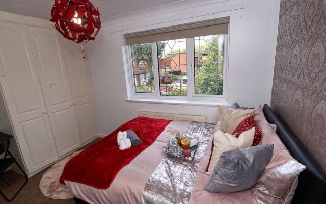 25 Mins to CL! London Amazing 2bedhome Sleeps 1-5